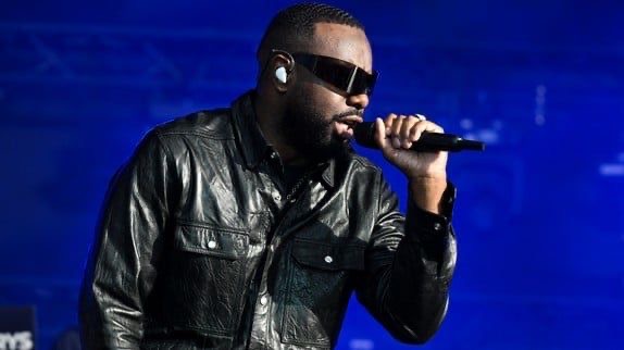 Maître Gims interpellé à l’aéroport Charles de Gaulle dans une enquête pour blanchiment de capitaux